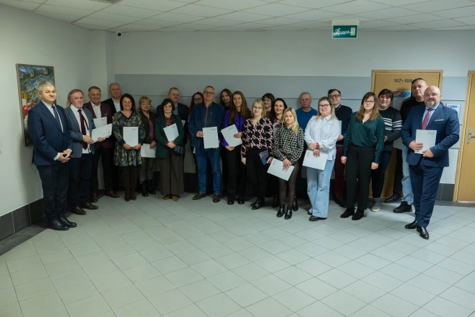 Zdjęcie nr 1 z galerii AWSB na straży bezpieczeństwa. Kolejna grupa przeszkolona w zakresie ochrony ludności