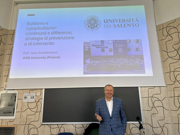 Zdjęcie nr 1 z galerii Mianowanie pracownika Akademii WSB na stanowisko Visiting Professor w University of Salento