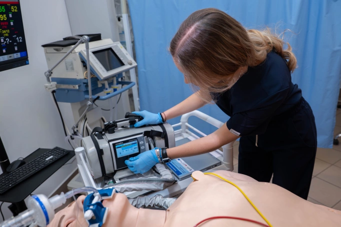 Zdjęcie nr 7 z galerii Long-Cycle Master's Degree in Medicine