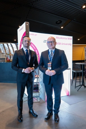 Zdjęcie nr 8 z galerii WSB University at the 2nd Silesian Debate on Occupational Safety 