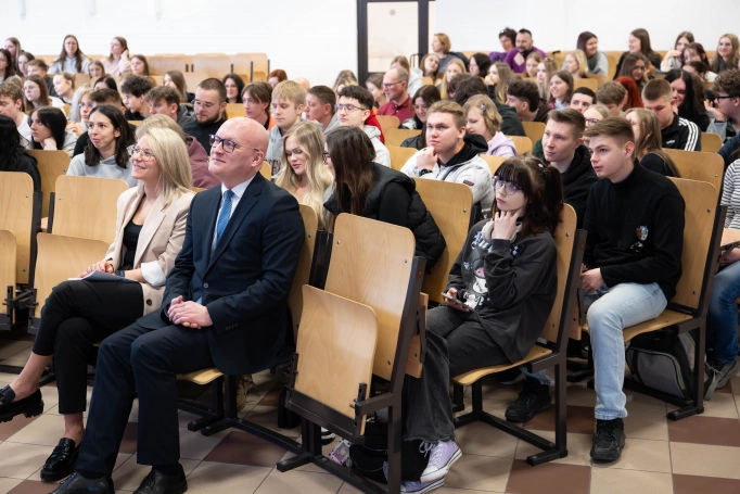 Zdjęcie nr 19 z galerii Dzien otwarty AWSB