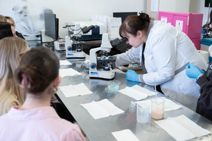 Zdjęcie nr 37 z galerii Dzien otwarty AWSB