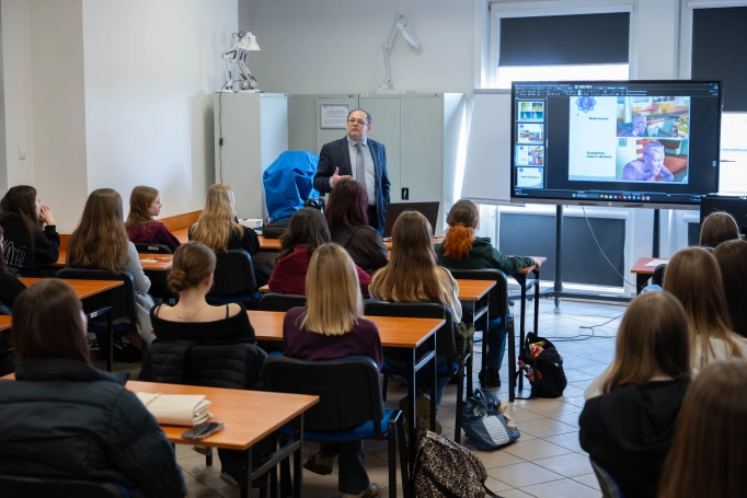 Zdjęcie nr 49 z galerii Dzien otwarty AWSB