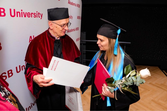 Zdjęcie nr 52 z galerii Gala Wręczenia Dyplom&oacute;w  12.03.2026 