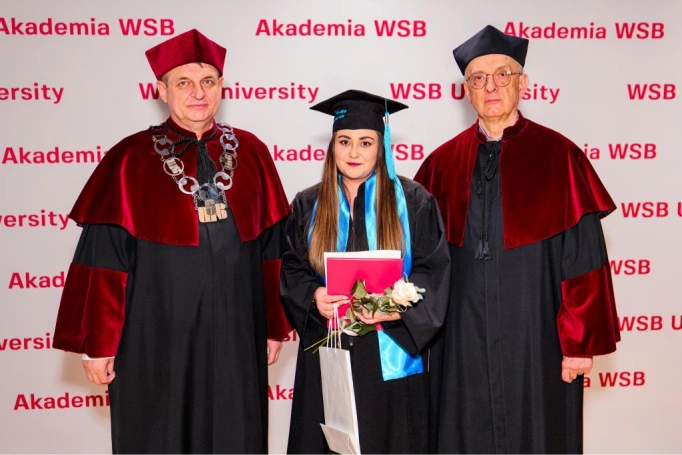 Zdjęcie nr 68 z galerii Gala Wręczenia Dyplom&oacute;w  12.03.2026 