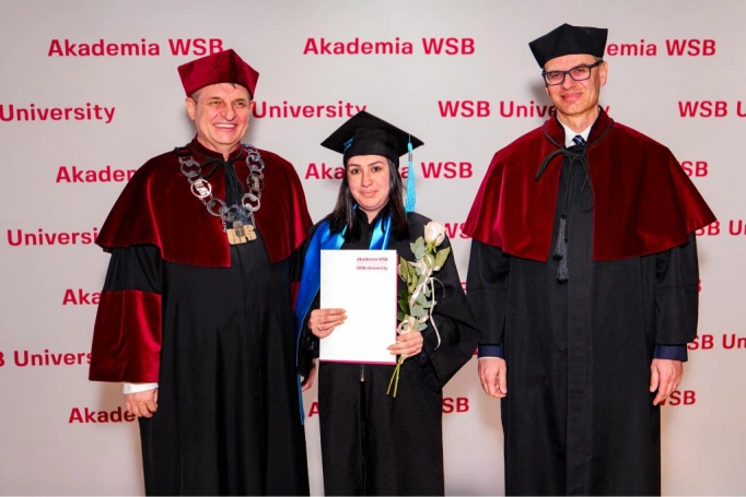 Zdjęcie nr 74 z galerii Gala Wręczenia Dyplom&oacute;w  12.03.2026 