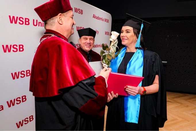 Zdjęcie nr 81 z galerii Gala Wręczenia Dyplom&oacute;w  12.03.2026 