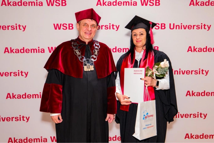 Zdjęcie nr 85 z galerii Gala Wręczenia Dyplom&oacute;w  12.03.2026 