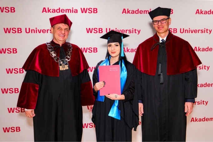 Zdjęcie nr 90 z galerii Gala Wręczenia Dyplom&oacute;w  12.03.2026 