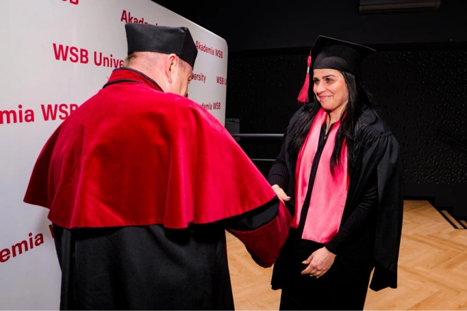 Zdjęcie nr 91 z galerii Gala Wręczenia Dyplom&oacute;w  12.03.2026 