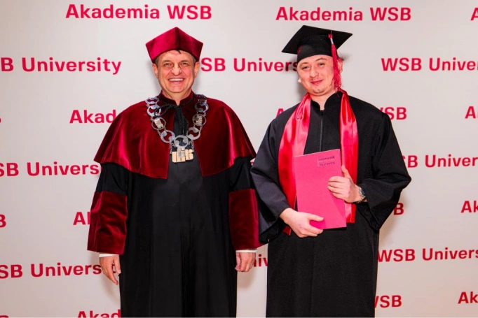 Zdjęcie nr 97 z galerii Gala Wręczenia Dyplom&oacute;w  12.03.2026 