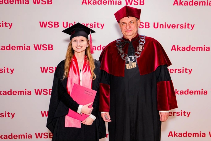 Zdjęcie nr 103 z galerii Gala Wręczenia Dyplom&oacute;w  12.03.2026 