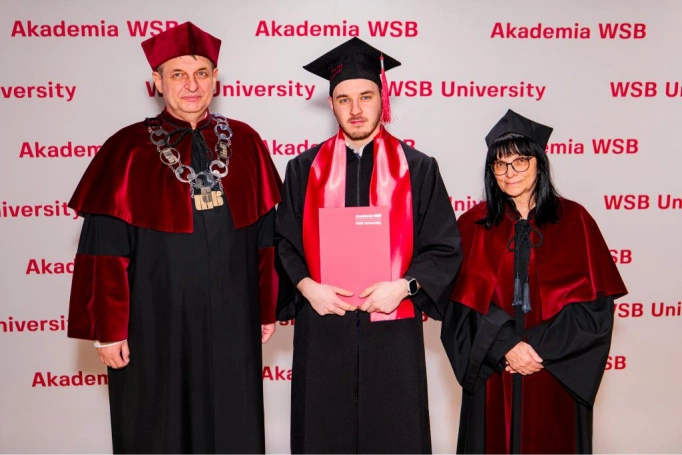 Zdjęcie nr 106 z galerii Gala Wręczenia Dyplom&oacute;w  12.03.2026 