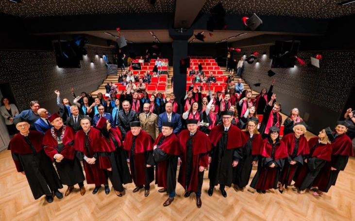 Zdjęcie nr 125 z galerii Gala Wręczenia Dyplom&oacute;w  12.03.2026 