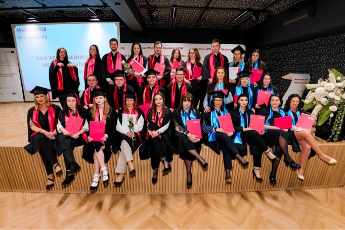 Zdjęcie nr 127 z galerii Gala Wręczenia Dyplom&oacute;w  12.03.2026 