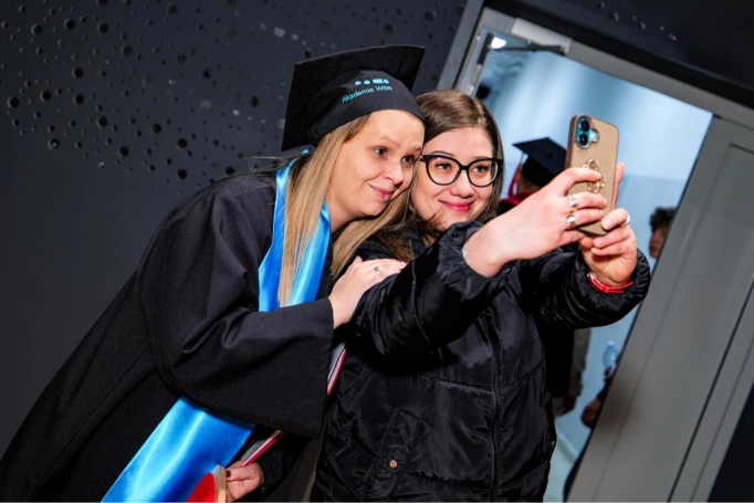 Zdjęcie nr 132 z galerii Gala Wręczenia Dyplom&oacute;w  12.03.2026 