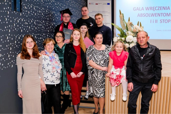 Zdjęcie nr 136 z galerii Gala Wręczenia Dyplom&oacute;w  12.03.2026 