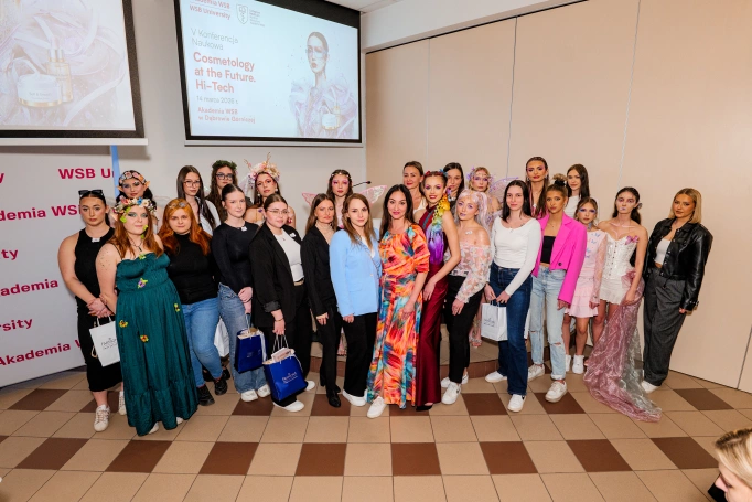 Zdjęcie nr 57 z galerii Cosmetology of the future