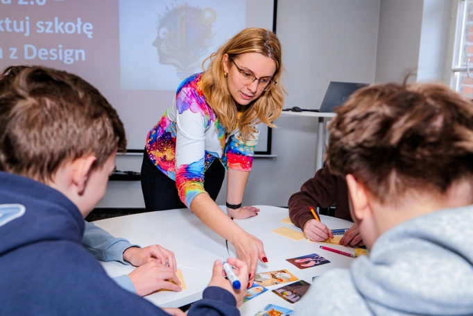 Zdjęcie nr 17 z galerii Od deepfake&rsquo;&oacute;w po pierwszą pomoc &ndash; Festiwal Nauki Akademii WSB w Katowicach