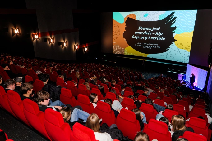 Zdjęcie nr 9 z galerii Od deepfake&rsquo;&oacute;w po pierwszą pomoc &ndash; Festiwal Nauki Akademii WSB w Katowicach