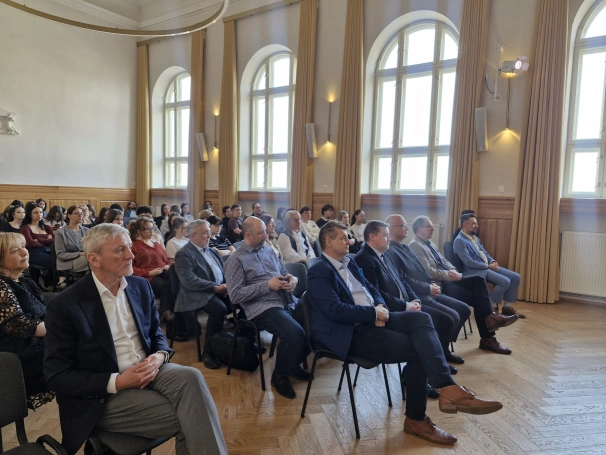 Zdjęcie nr 2 z galerii V Festiwal Nauki i Sztuki w Żywcu