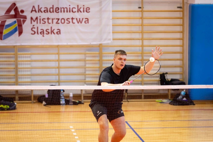 Zdjęcie nr 13 z galerii badminton
