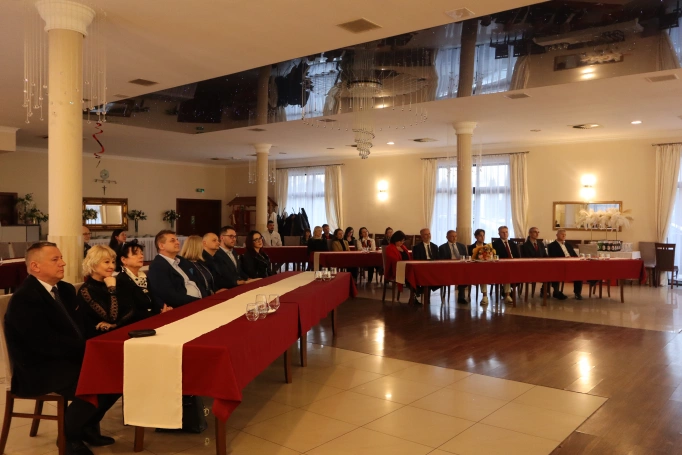 Zdjęcie nr 8 z galerii Gala Jubileuszowa z okazji 10-lecia Festiwalu Żywiec miasto zmySŁ&Oacute;W