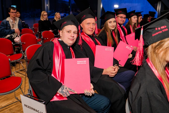 Zdjęcie nr 42 z galerii Gala studi&oacute;w I i II stopnia Krak&oacute;w 25.03