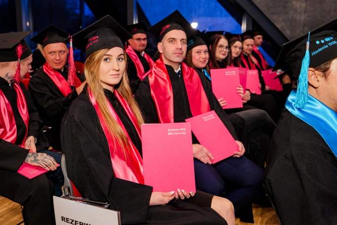 Zdjęcie nr 44 z galerii Gala studi&oacute;w I i II stopnia Krak&oacute;w 25.03