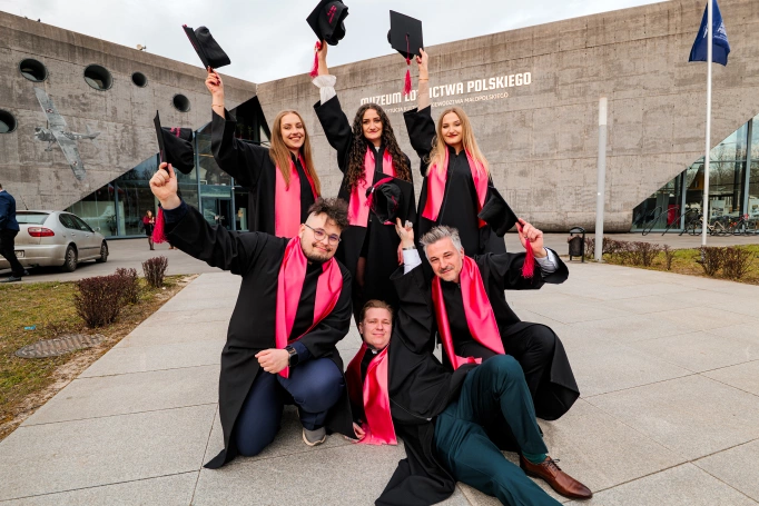 Zdjęcie nr 25 z galerii Gala studi&oacute;w I i II stopnia Krak&oacute;w 25.03