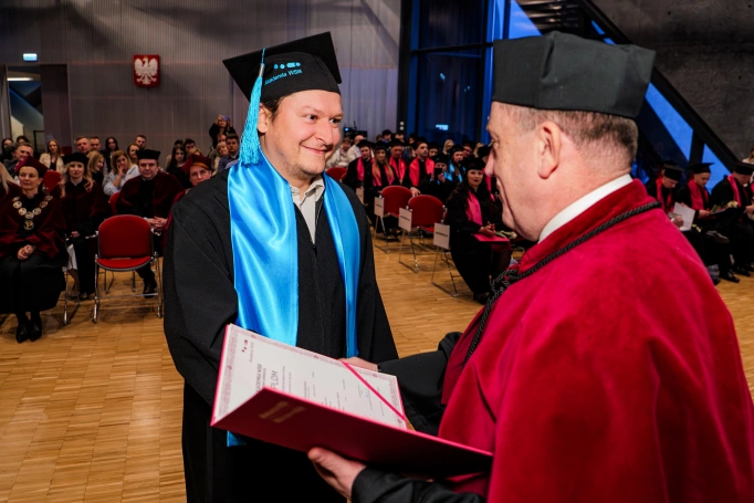 Zdjęcie nr 14 z galerii Gala studi&oacute;w I i II stopnia Krak&oacute;w 25.03