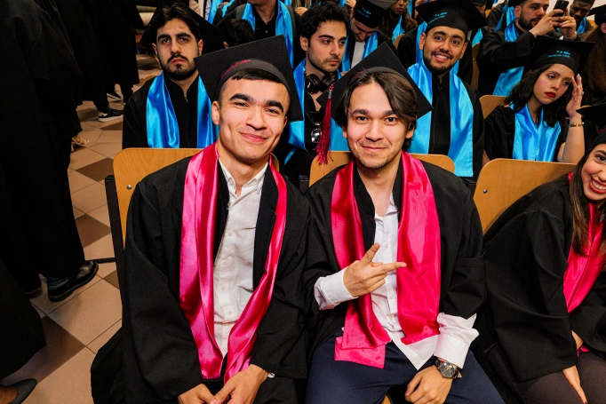 Zdjęcie nr 6 z galerii Międzynarodowa Gala Absolwent&oacute;w Akademii WSB w Dąbrowie G&oacute;rniczej