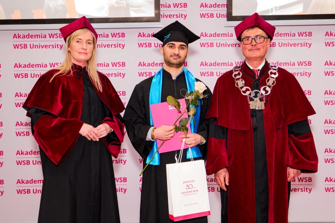 Zdjęcie nr 13 z galerii Międzynarodowa Gala Absolwent&oacute;w Akademii WSB w Dąbrowie G&oacute;rniczej