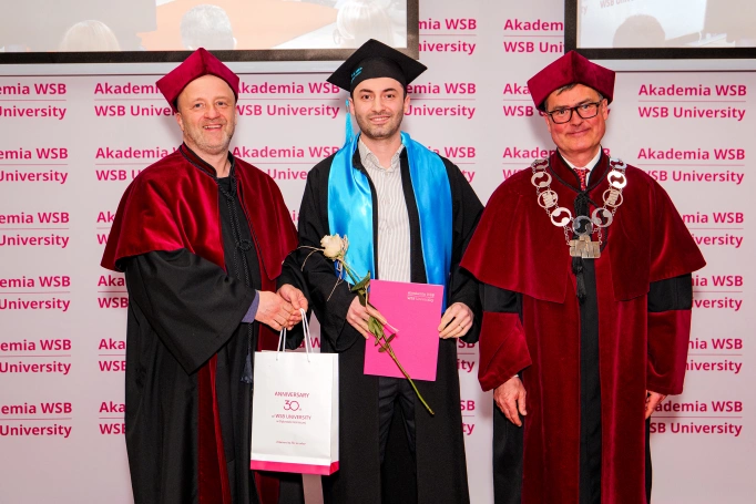 Zdjęcie nr 29 z galerii Międzynarodowa Gala Absolwent&oacute;w Akademii WSB w Dąbrowie G&oacute;rniczej