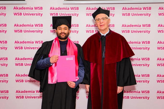Zdjęcie nr 40 z galerii Międzynarodowa Gala Absolwent&oacute;w Akademii WSB w Dąbrowie G&oacute;rniczej