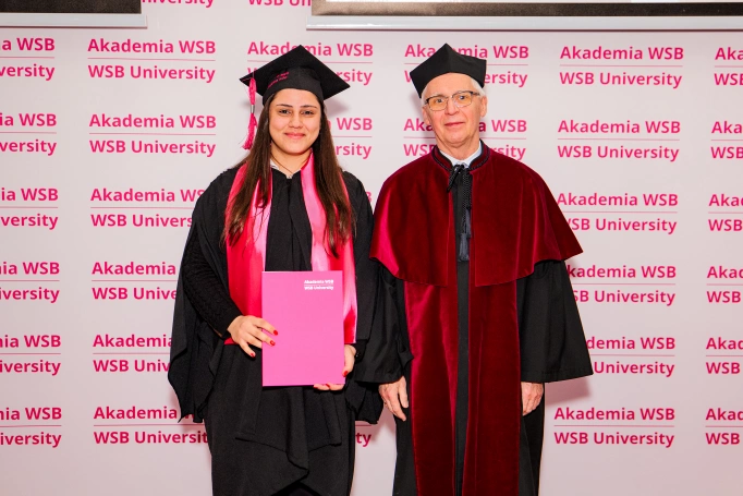 Zdjęcie nr 41 z galerii Międzynarodowa Gala Absolwent&oacute;w Akademii WSB w Dąbrowie G&oacute;rniczej