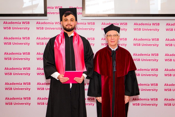 Zdjęcie nr 43 z galerii Międzynarodowa Gala Absolwent&oacute;w Akademii WSB w Dąbrowie G&oacute;rniczej