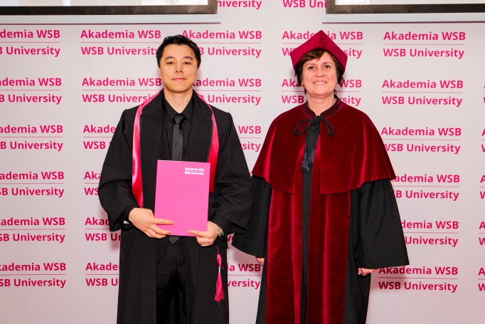 Zdjęcie nr 44 z galerii Międzynarodowa Gala Absolwent&oacute;w Akademii WSB w Dąbrowie G&oacute;rniczej