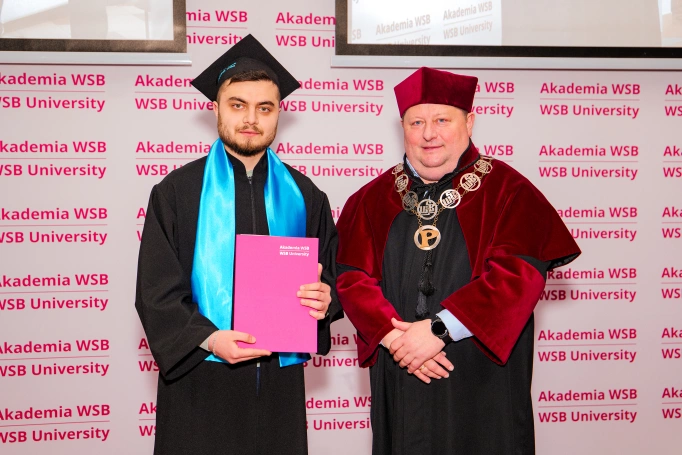 Zdjęcie nr 48 z galerii Międzynarodowa Gala Absolwent&oacute;w Akademii WSB w Dąbrowie G&oacute;rniczej