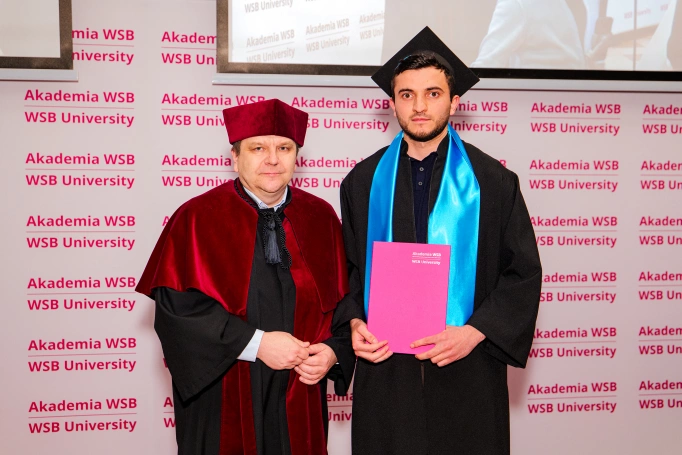 Zdjęcie nr 57 z galerii Międzynarodowa Gala Absolwent&oacute;w Akademii WSB w Dąbrowie G&oacute;rniczej