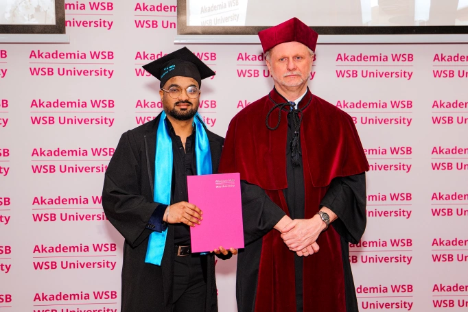 Zdjęcie nr 58 z galerii Międzynarodowa Gala Absolwent&oacute;w Akademii WSB w Dąbrowie G&oacute;rniczej