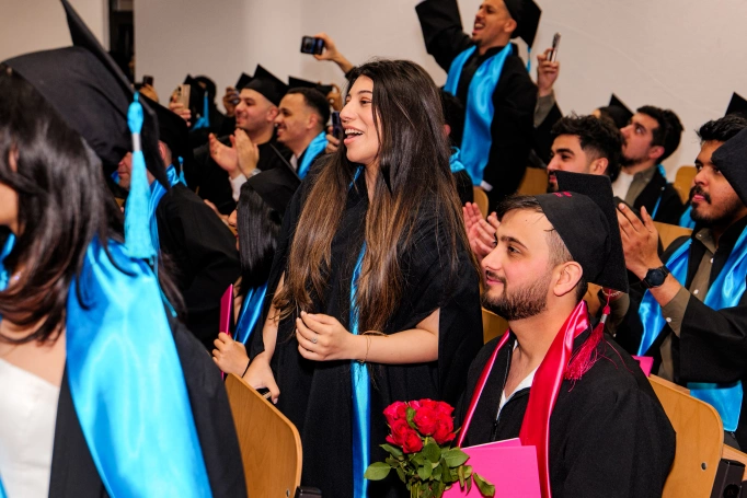 Zdjęcie nr 45 z galerii Międzynarodowa Gala Absolwent&oacute;w Akademii WSB w Dąbrowie G&oacute;rniczej