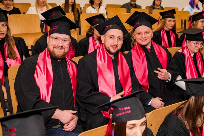 Zdjęcie nr 25 z galerii Gala studi&oacute;w I stopnia w Dąbrowie G&oacute;rniczej 26.03