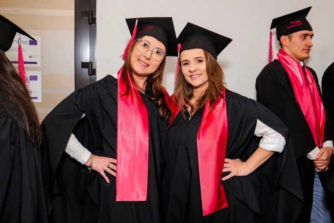 Zdjęcie nr 8 z galerii Gala studi&oacute;w I stopnia w Dąbrowie G&oacute;rniczej 26.03