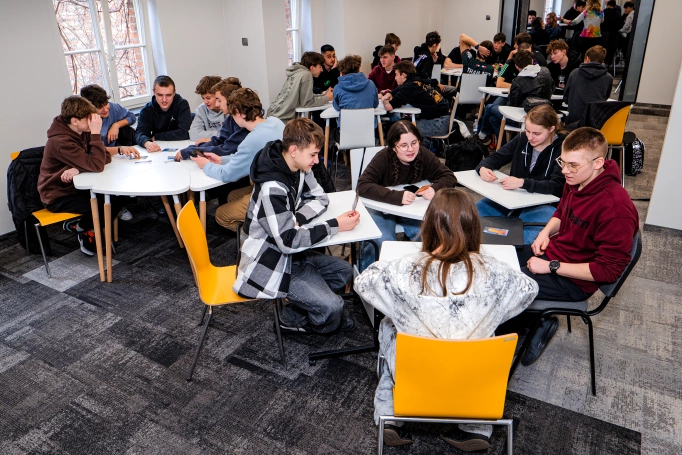 Zdjęcie nr 27 z galerii From Deepfakes to First Aid &ndash; WSB University Science Festival in Katowice