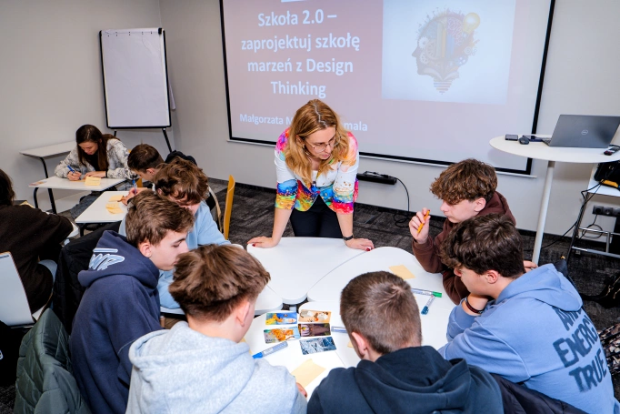 Zdjęcie nr 20 z galerii From Deepfakes to First Aid &ndash; WSB University Science Festival in Katowice