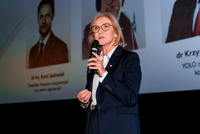 Zdjęcie nr 10 z galerii From Deepfakes to First Aid &ndash; WSB University Science Festival in Katowice