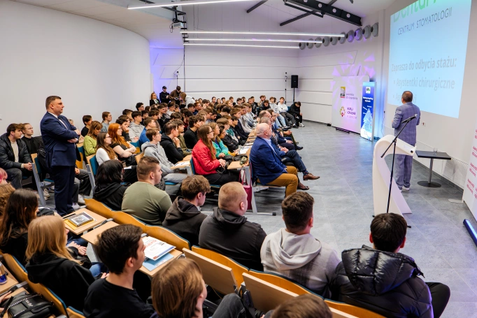 Zdjęcie nr 1 z galerii 4. Dzień Kariery w Jaworznie