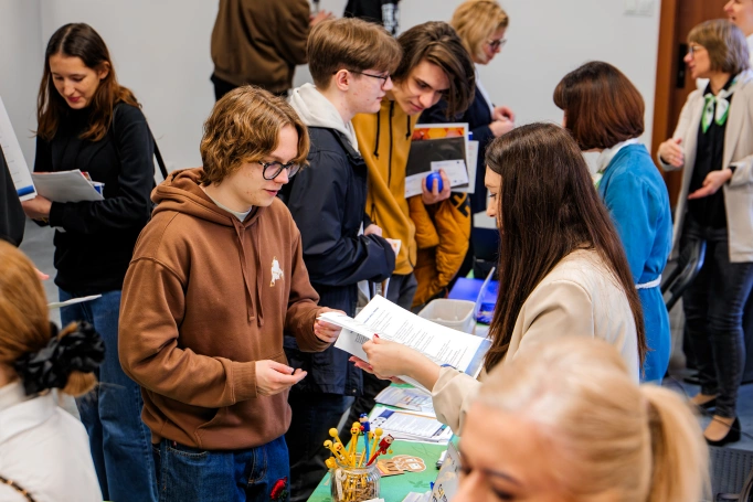 Zdjęcie nr 32 z galerii 4. Dzień Kariery w Jaworznie