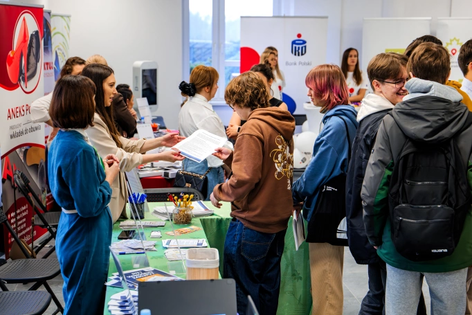 Zdjęcie nr 33 z galerii 4. Dzień Kariery w Jaworznie